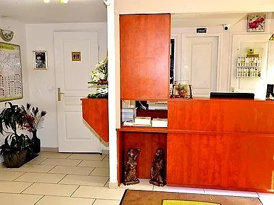 Hotel Du 3*