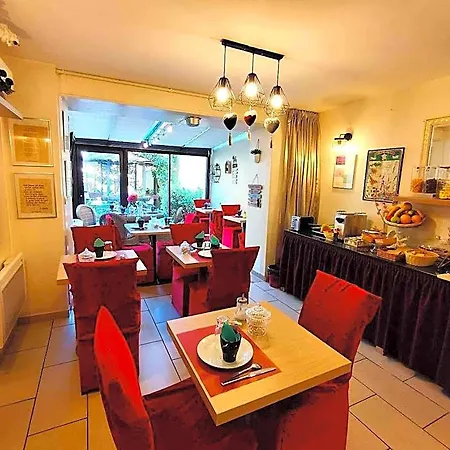 Du Hotel