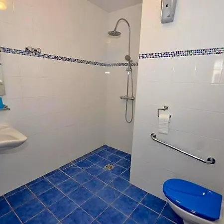 Du Hotel 3*